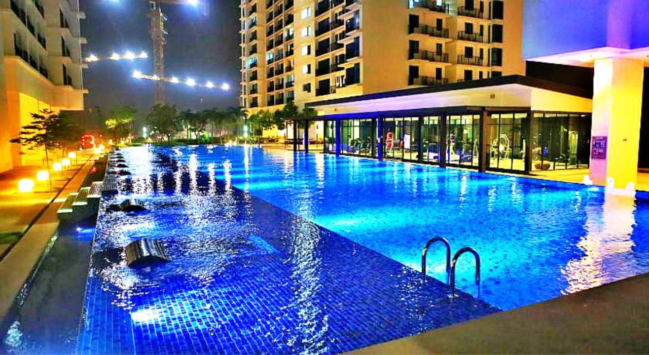 Peanut Butter Homestay - Trefoil Setia Alam Shah Alam Ngoại thất bức ảnh