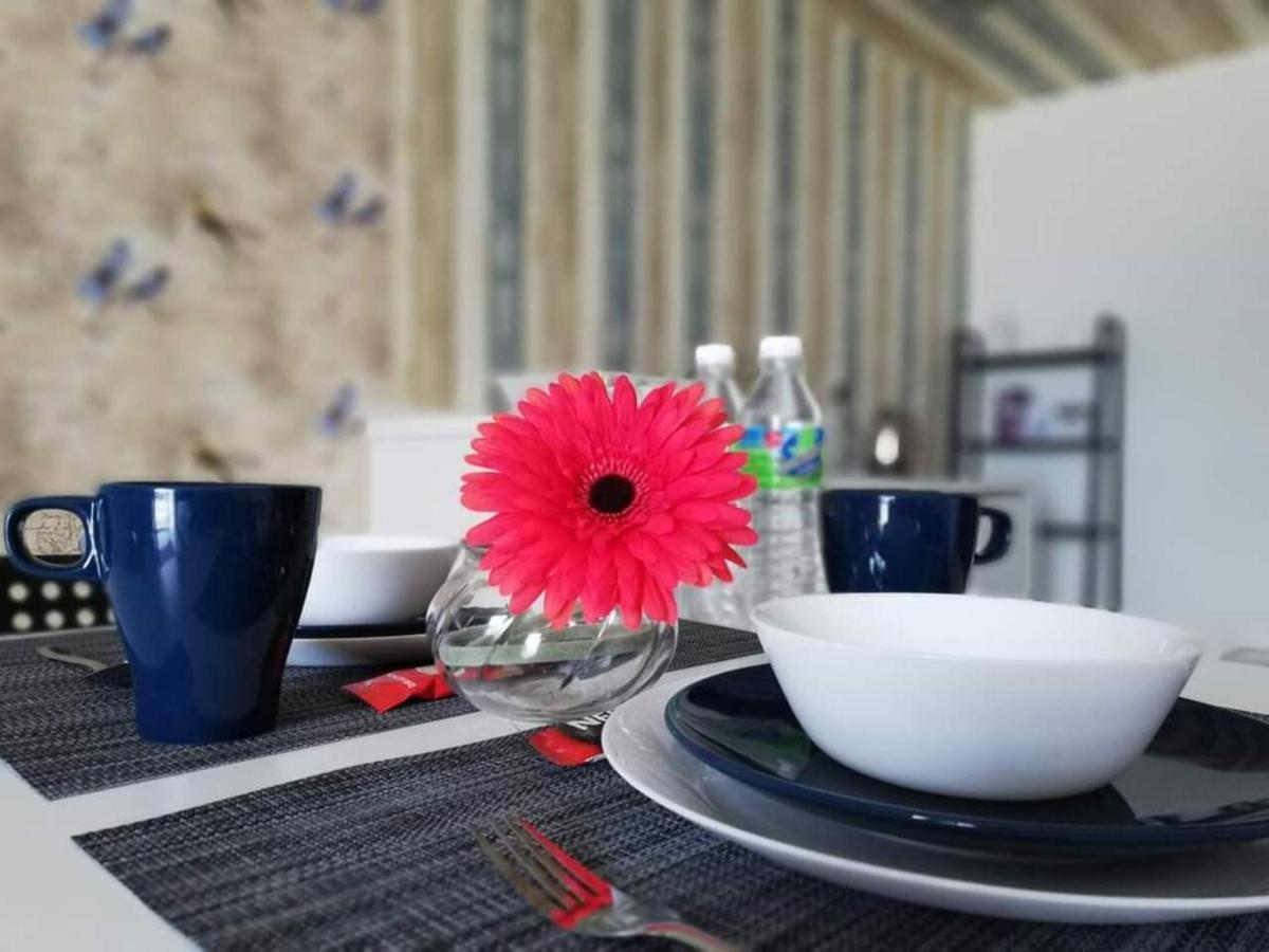 Peanut Butter Homestay - Trefoil Setia Alam Shah Alam Ngoại thất bức ảnh