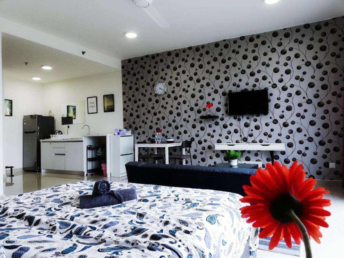 Peanut Butter Homestay - Trefoil Setia Alam Shah Alam Ngoại thất bức ảnh